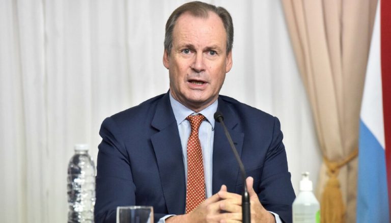 Bordet valoró que se pueda iniciar el ciclo lectivo con normalidad