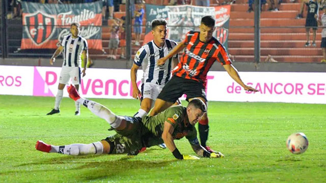 Patronato sumó pero no pasó del empate sin goles