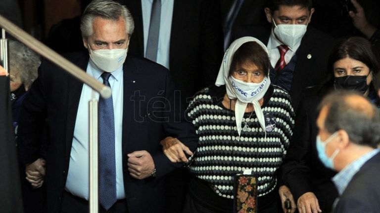 El Presidente condenó el negacionismo sobre los crímenes de la dictadura militar