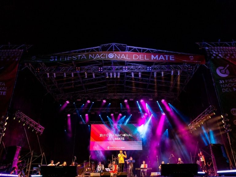 Por la intensa lluvia la Fiesta Nacional del Mate se llevará a cabo el lunes y el martes