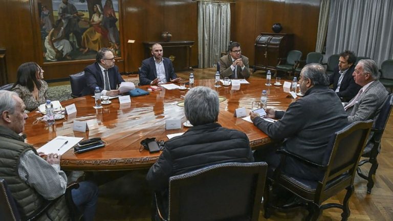 El Gobierno, la UIA y la CGT vuelven a reunirse para coordinar acciones contra la inflación