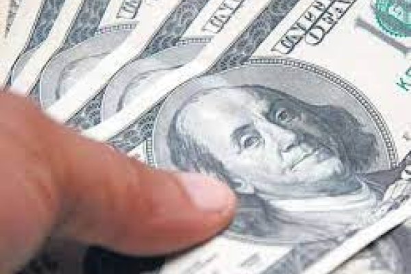 Estiman que hay 400.000 millones dólares en el exterior producidos en Argentina