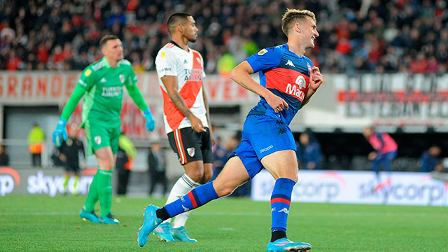 Golpe Monumental de Tigre: Le ganó a River 2-1 y es semifinalista