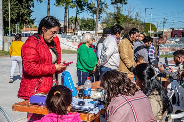 Oficinas a la Comunidad llevó sus servicios a barrio San Agustín