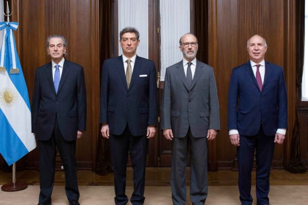 Presentaron un proyecto para que la Corte Suprema tenga 25 integrantes, reparto federal e igualdad de género