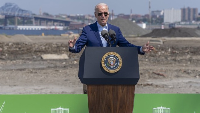 Biden tiene coronavirus y se aislará en la Casa Blanca hasta dar negativo