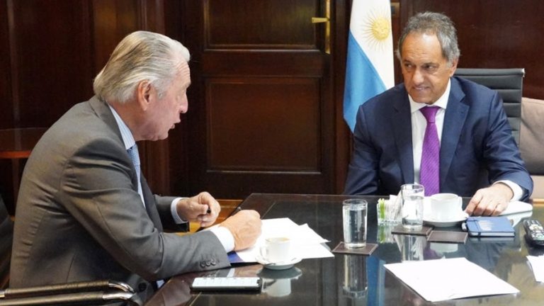 Scioli se reunió con la UIA para repasar avances en la importación de insumos