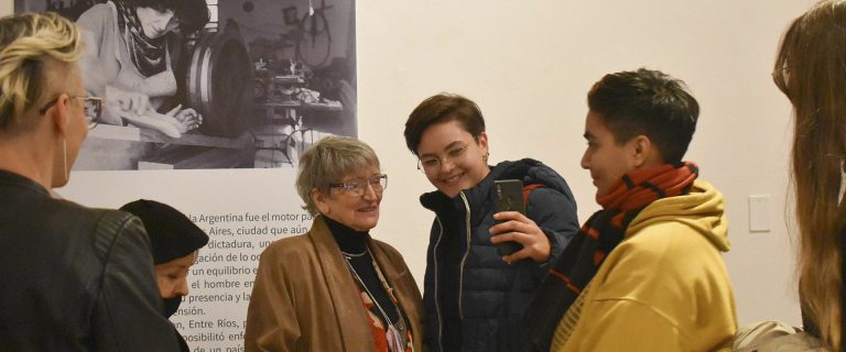 La escultora Gloria Priotti brindará una charla en el Bellas Artes