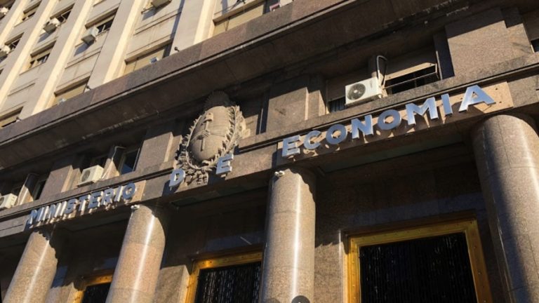 “El resultado fue exitoso”, expresó Massa tras el canje de deuda por 2 billones de pesos