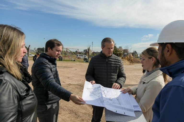 Bahl: “La plaza Mujeres Entrerrianas será uno de los sitios más lindos que va a tener Paraná”