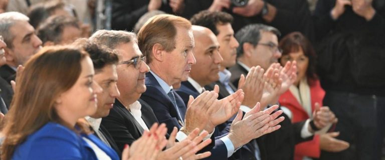 Bordet destacó las medidas anunciadas por Massa y llamó a la unión