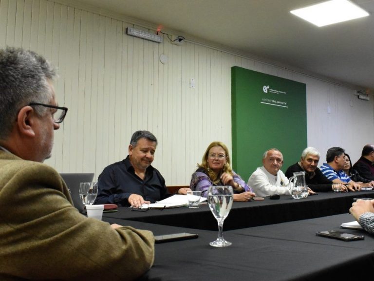 Paritaria docente: los gremios analizan la propuesta del Gobierno