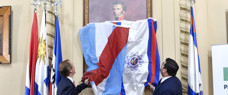 Entre Ríos y Uruguay homenajearon a Artigas y llamaron a profundizar la integración de cara al futuro