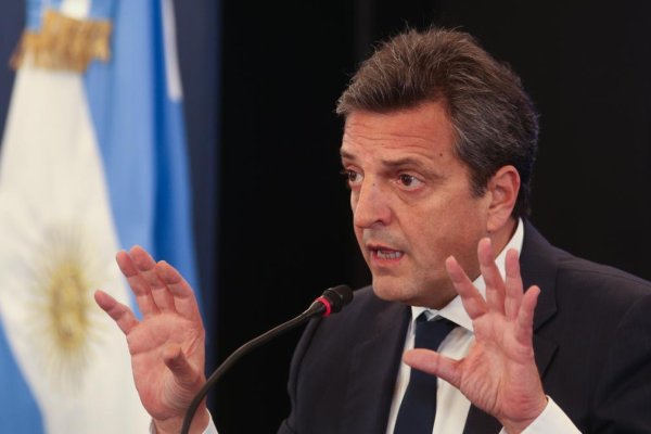 Massa acordó con el BID otros desembolsos de dólares para el Banco Central