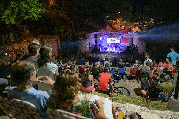 Continúa Música en el Anfiteatro con Rock Indie