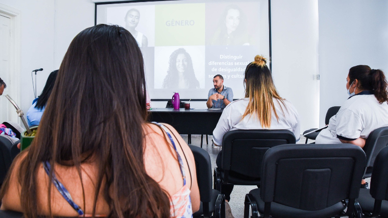 Políticas de género y actividades del Municipio por el 8M