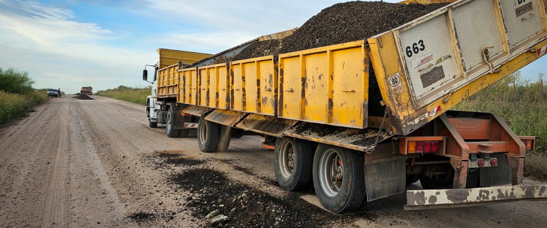 Trabajan en el mantenimiento de caminos productivos del departamento Villaguay