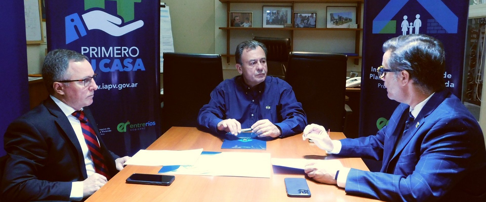 El IAPV y el Colegio de Escribanos rubricaron convenio de colaboración