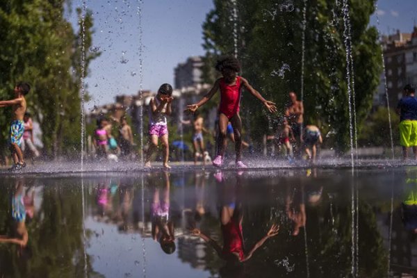 España en alerta por “riesgo extremo” debido a la ola de calor