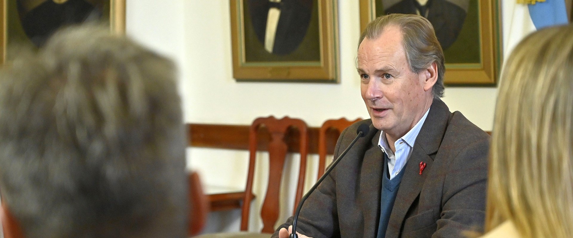 Bordet firmó el inicio de la obra de la ruta 39 y el acceso al Palacio San José