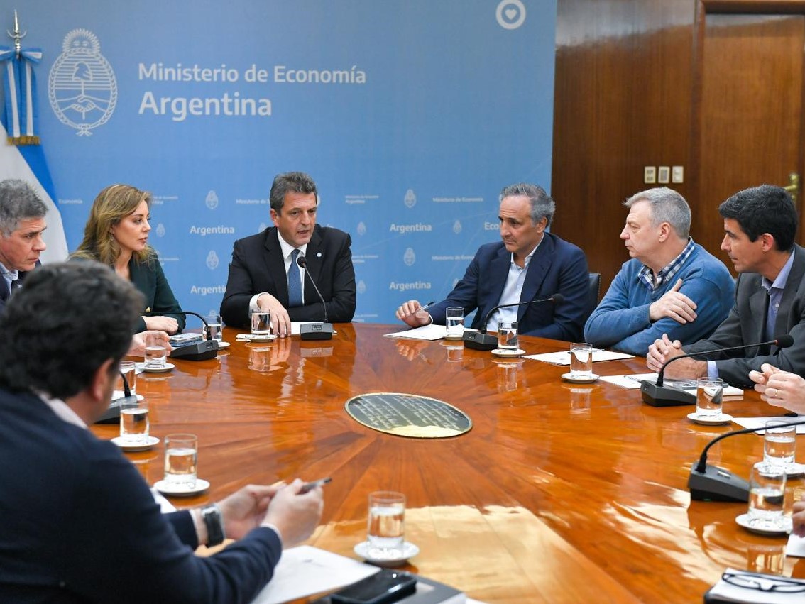 No habrá más aumentos de combustibles hasta el 31 de octubre