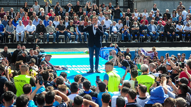 Massa celebró ley de Ganancias y pidió apoyo para proyecto de devolución del IVA