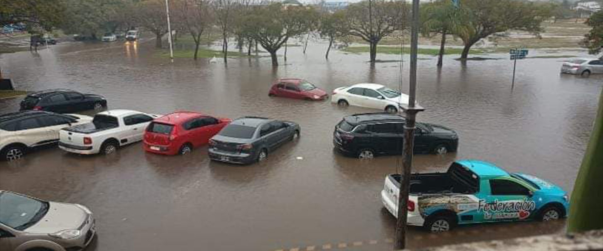 El gobierno provincial en coordinación con municipios brinda asistencia a familias afectadas por la lluvia