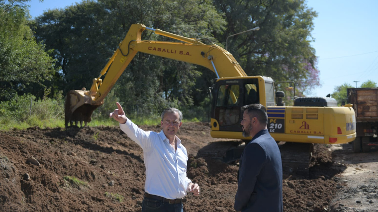 Ejecutan una obra hídrica que mejorará la provisión de agua en el área metropolitana