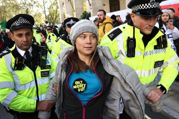 Imputaron a la militante ecologista Greta Thunberg por una protesta contra las petroleras