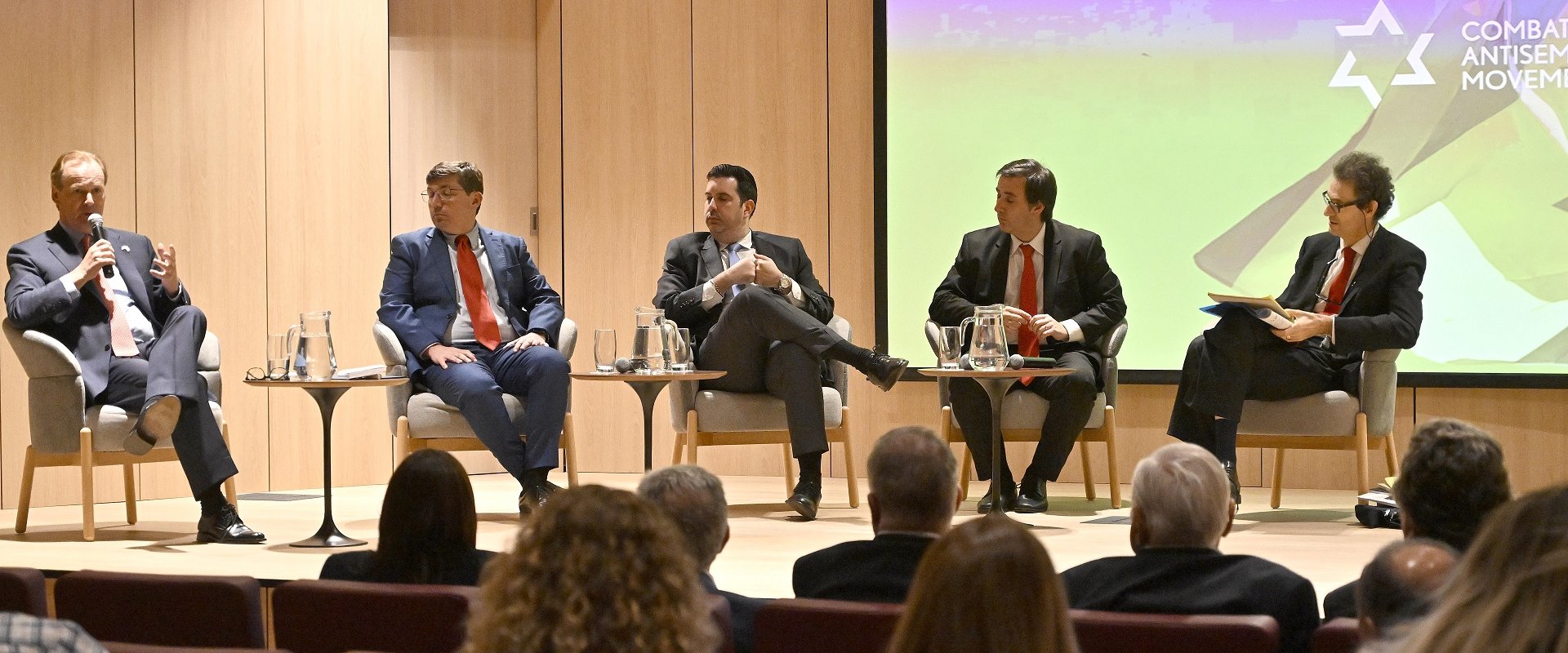 Bordet repudió el ataque terrorista a Israel y enumeró las políticas contra el antisemitismo