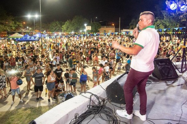 Vecinos y vecinas de San Agustín disfrutaron de otra edición del Festival Popular