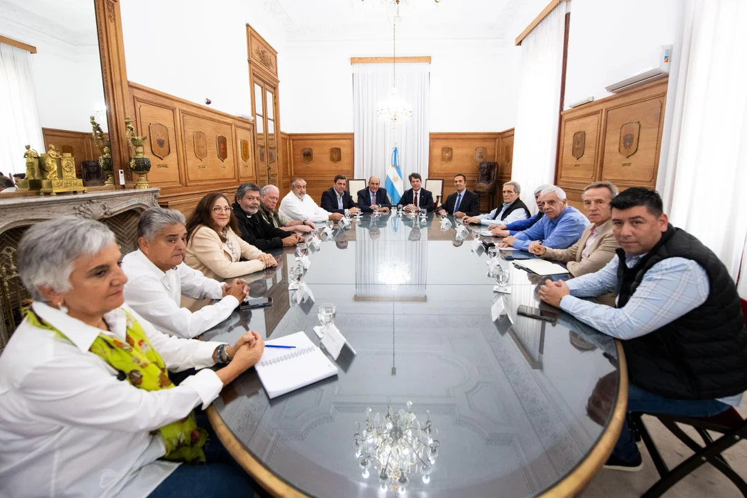El Gobierno se reunió con la CGT en Casa Rosada: reforma laboral y nuevo paro en agenda