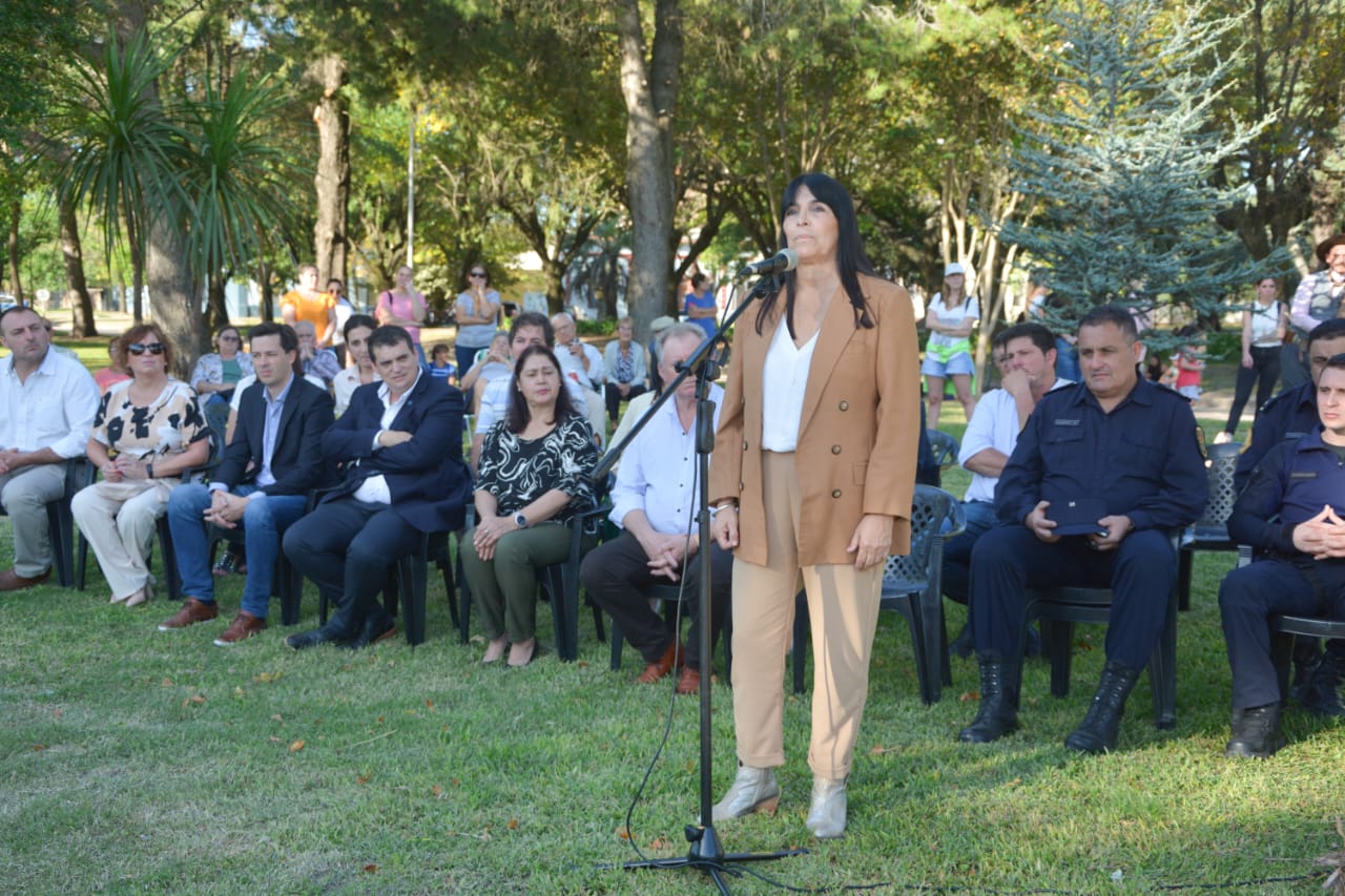 La vicegobernadora estuvo presente en el aniversario de Lúcas González