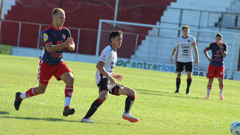 Paraná goleó a Patronato 4-0 en el comienzo de la Liga Paranaense
