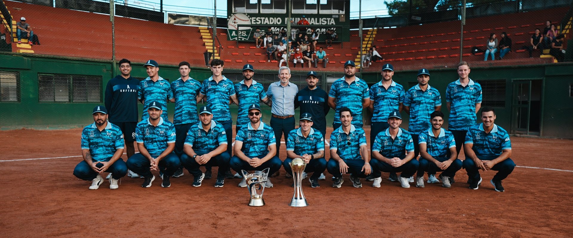 Frigerio felicitó a los bicampeones panamericanos de sóftbol