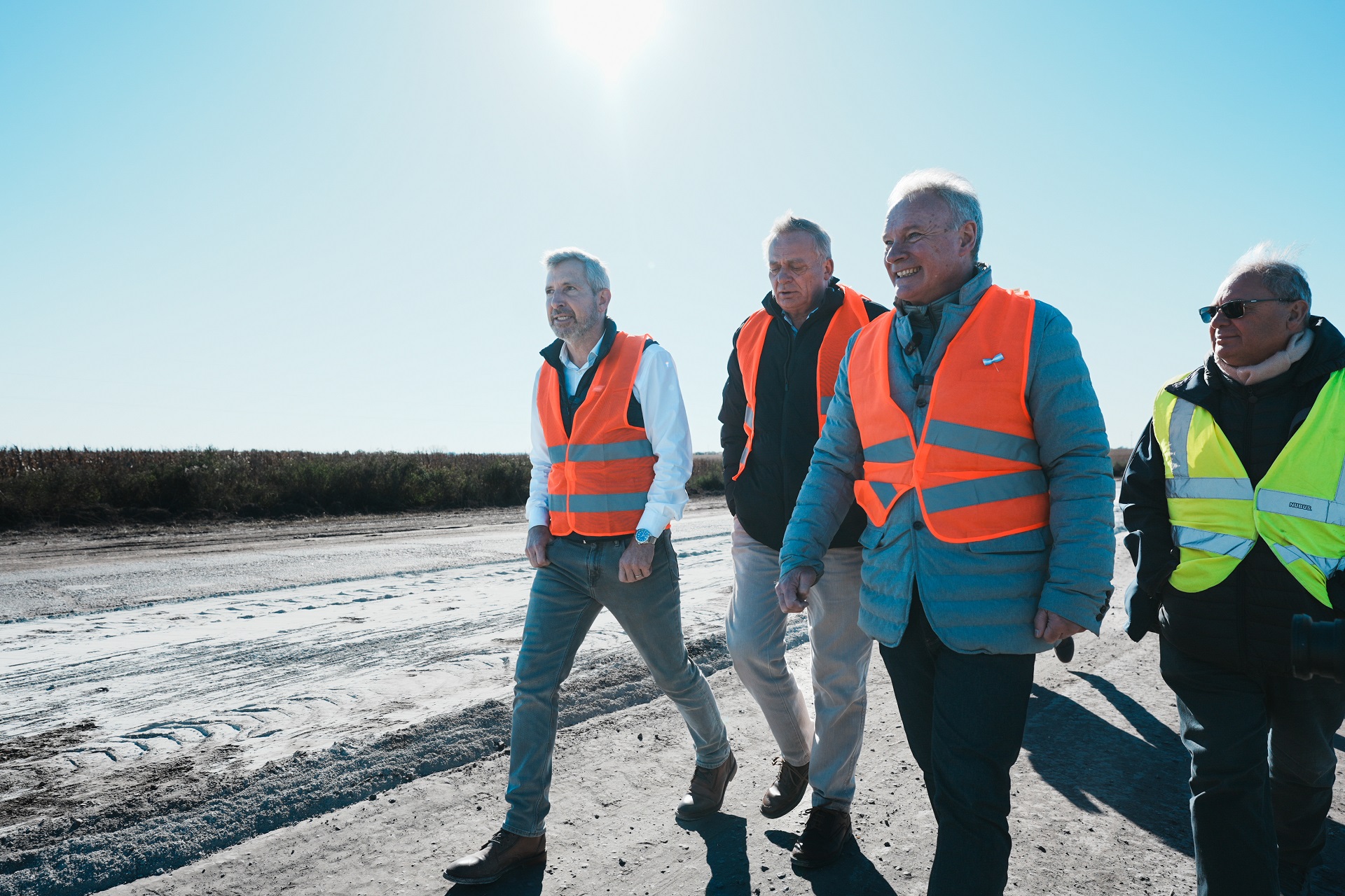 Frigerio activó el reinicio de la obra pública