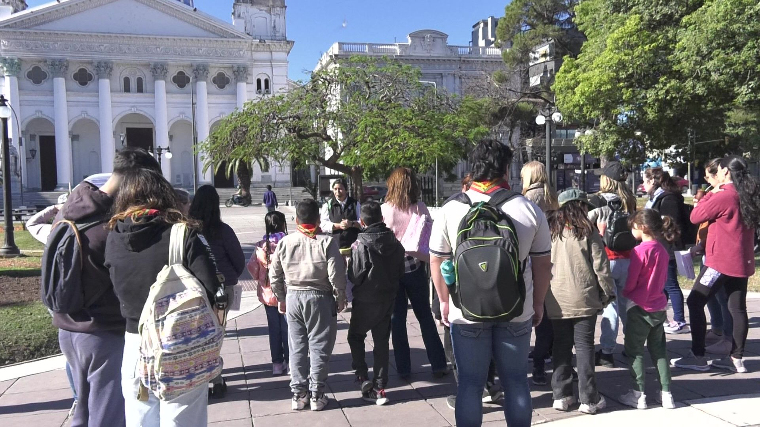 Paranaenses y turistas redescubren el patrimonio histórico de la ciudad