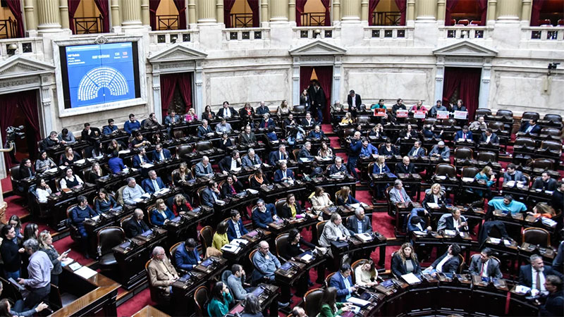El Gobierno consiguió la sanción definitiva de la Ley Bases y del Paquete Fiscal