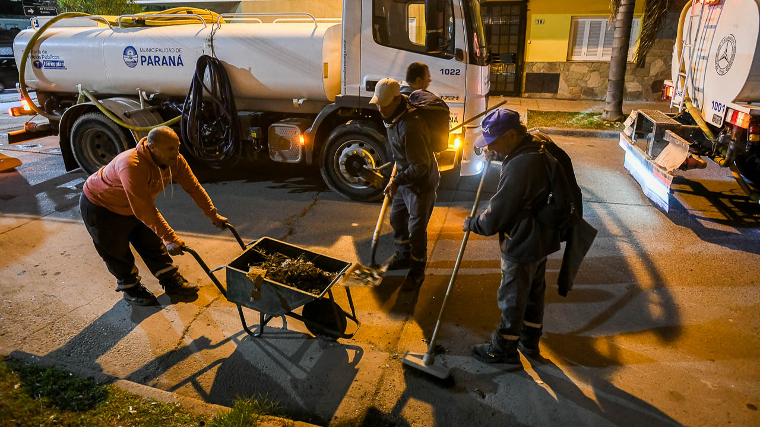 El Municipio realizó un nuevo operativo nocturno de limpieza