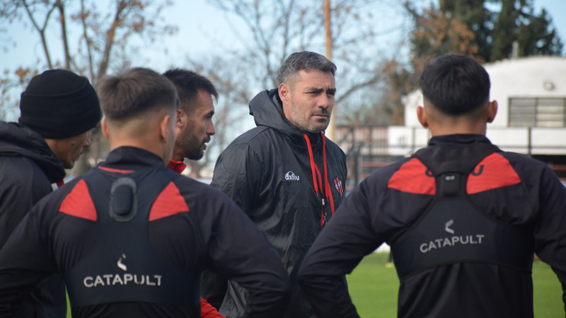 Patronato: Diego Pozo arma el equipo titular y define cambios ante Alvarado