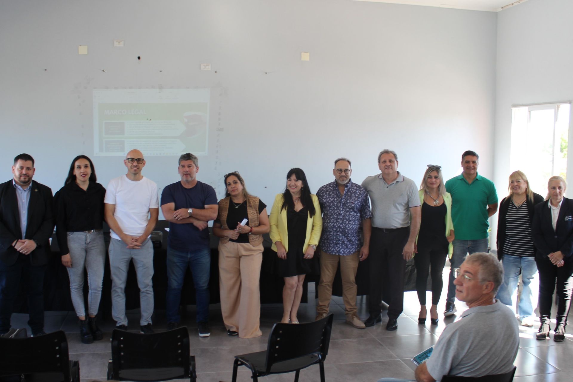 Capacitan para prevenir adicciones en ámbitos laborales