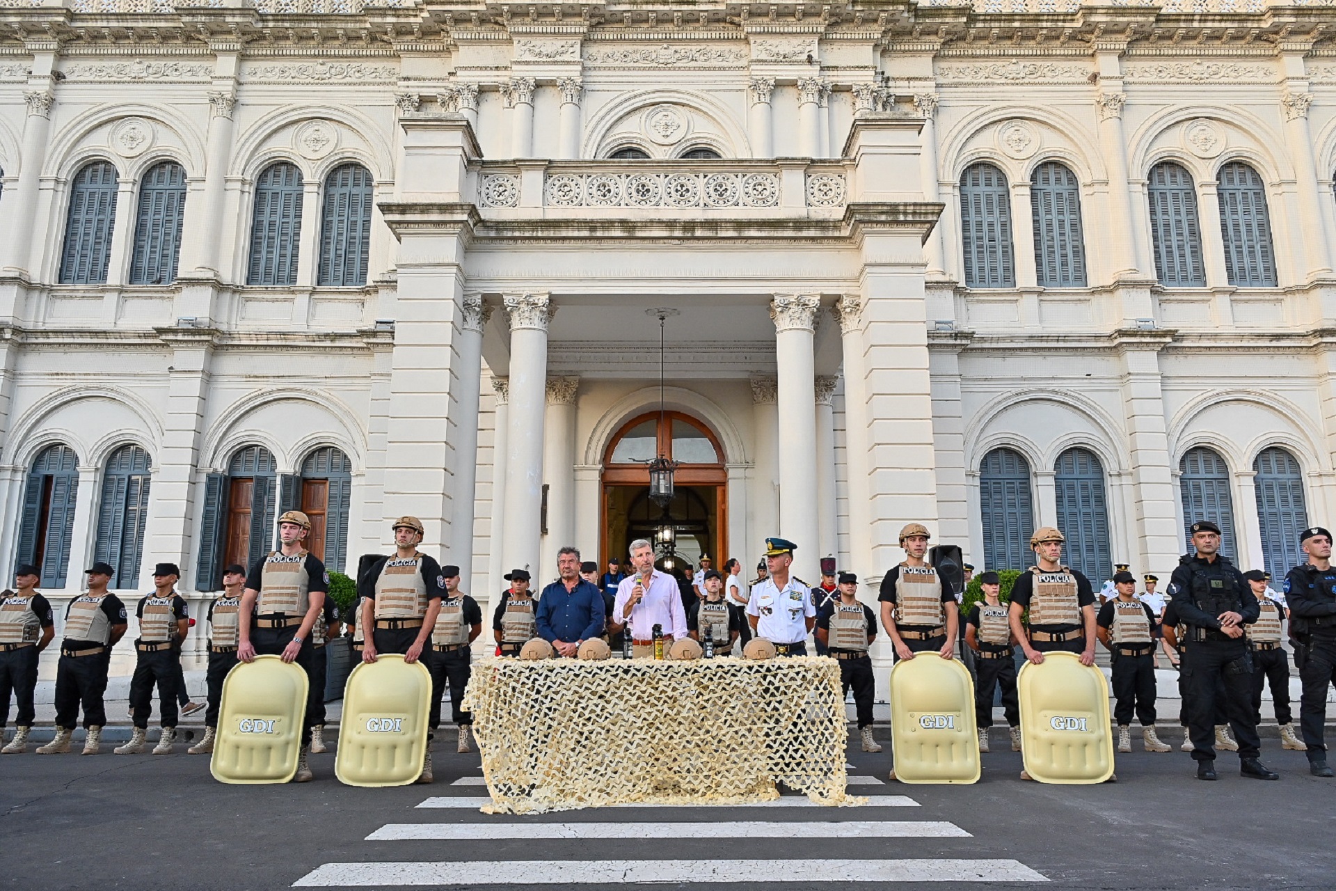 Nueva tecnología y equipamiento para las fuerzas policiales