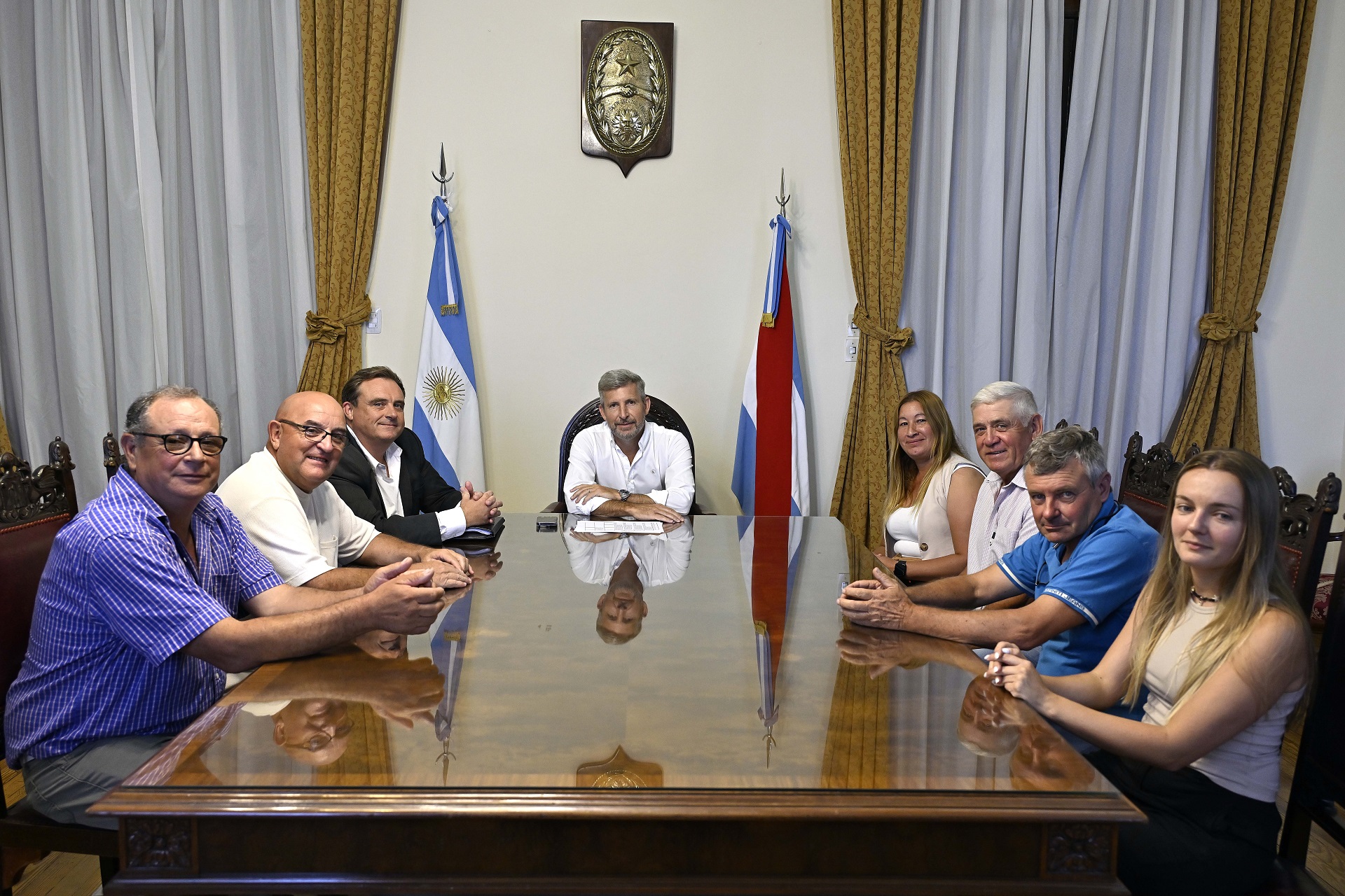 Frigerio anunció la obra de pavimentación del acceso a Puerto Curtiembre por ruta provincial Nº8