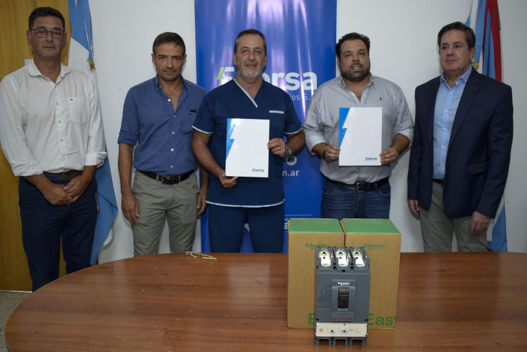 Enersa contribuye a mejorar el sistema eléctrico del hospital Materno Infantil San Roque