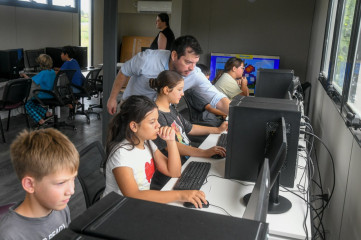 El Club Tech en marcha: tecnología y futuro para las infancias y juventudes