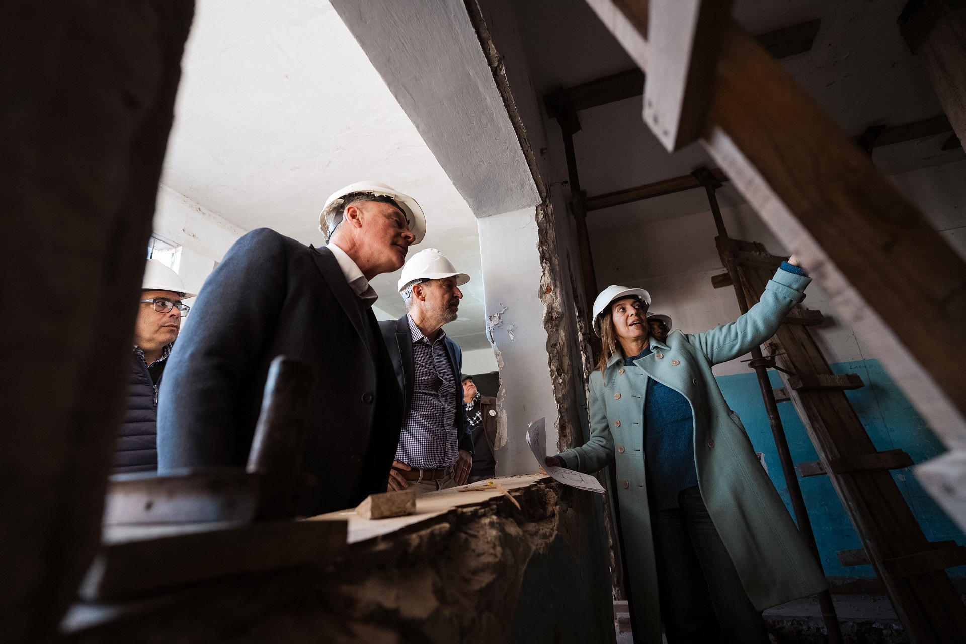 Frigerio recorrió la obra de ampliación de la Escuela Técnica N°4 de Paraná