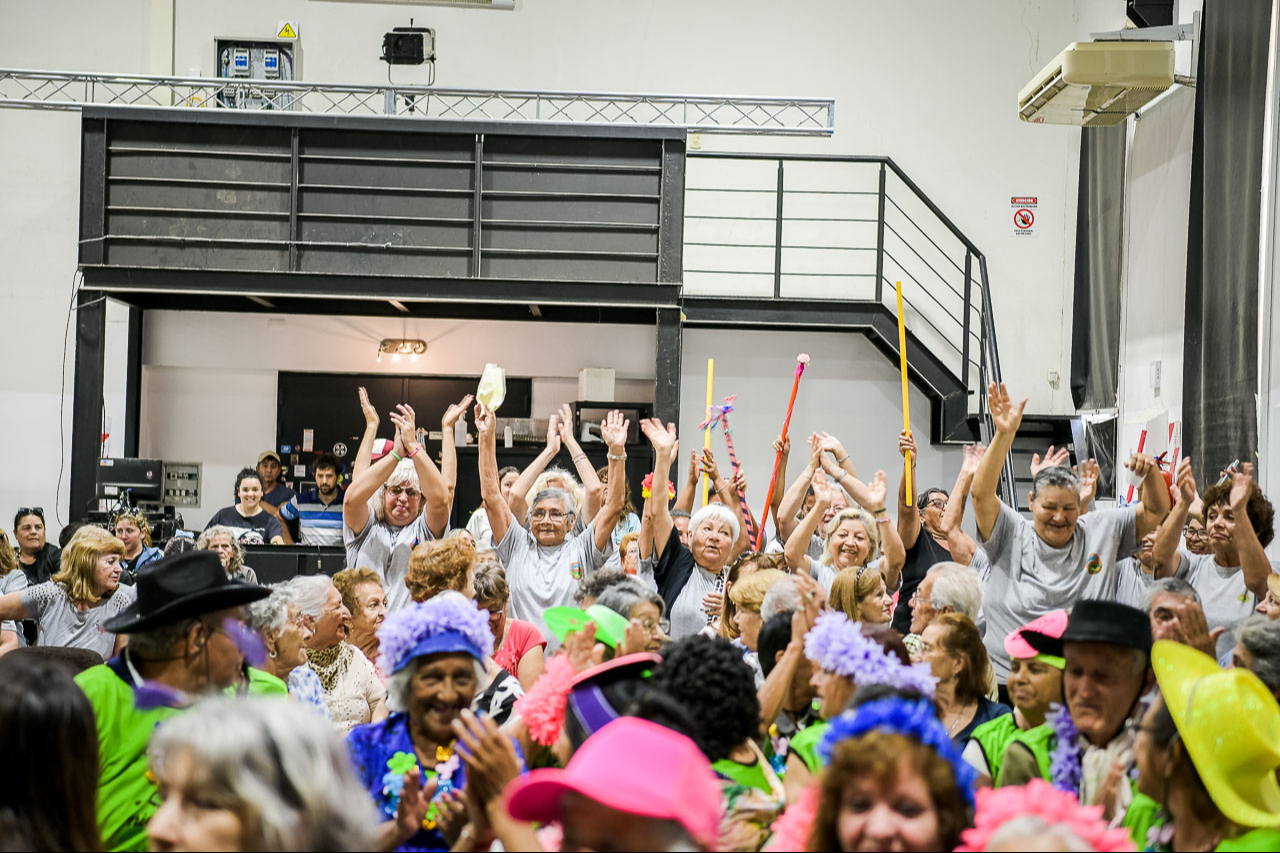 Adultos mayores celebraron su día con actividades