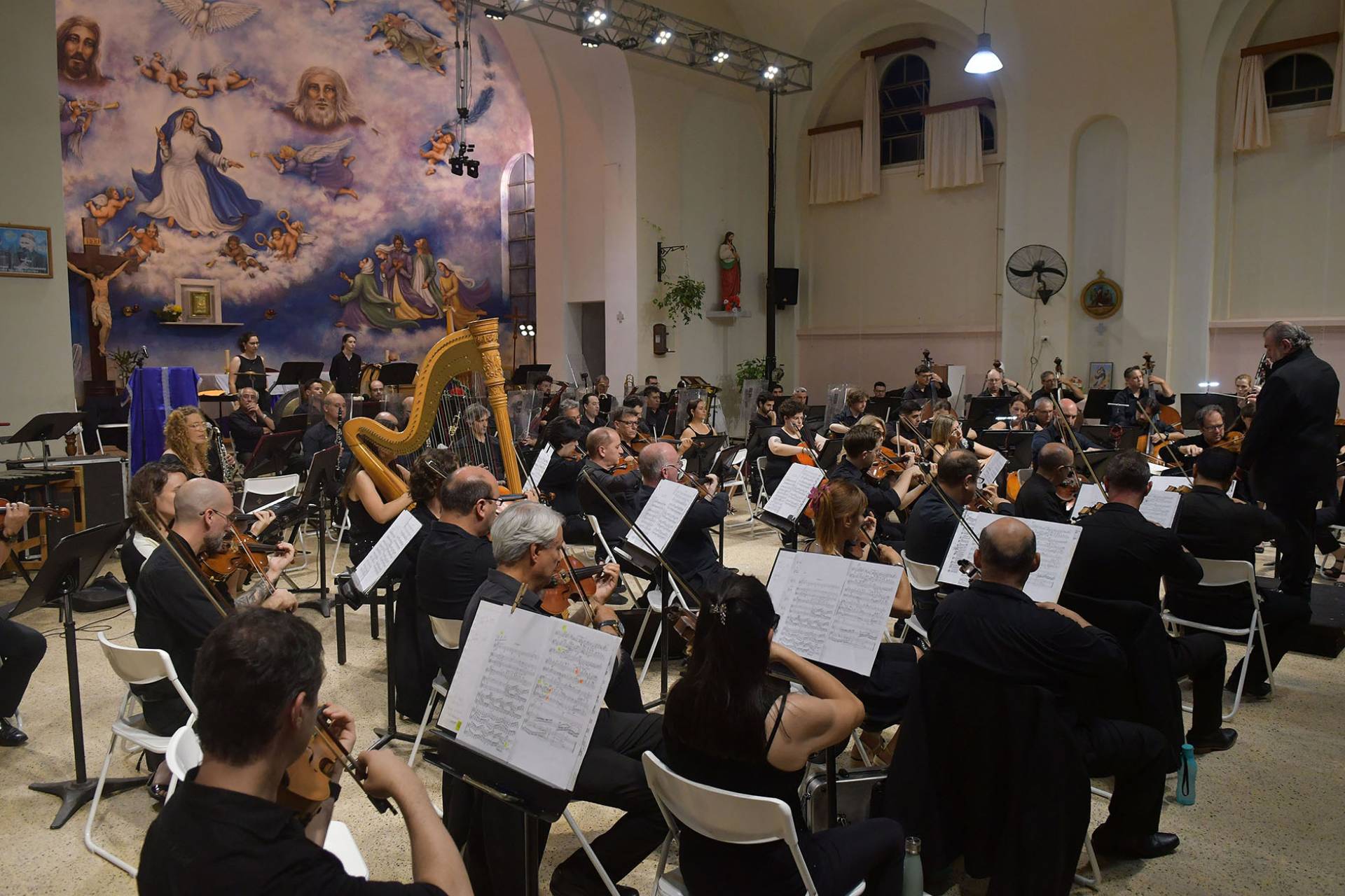 La Orquesta Sinfónica se presentó en Valle María ante más de 500 personas